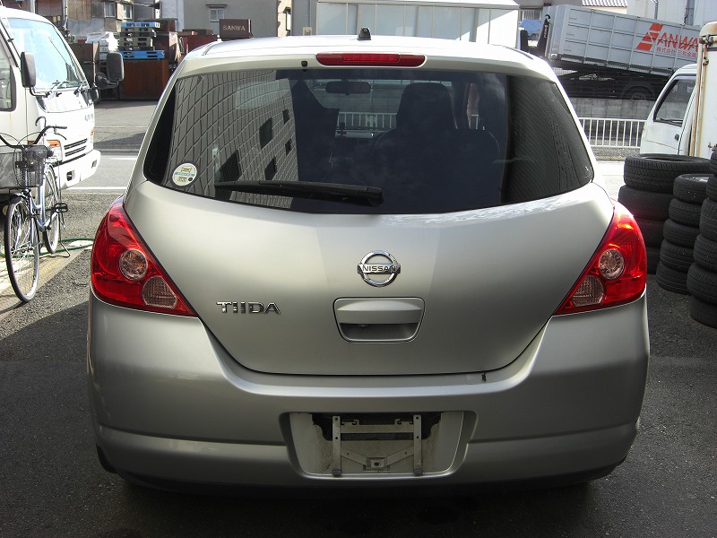 �j�b�T�� �e�B�[�_ �������