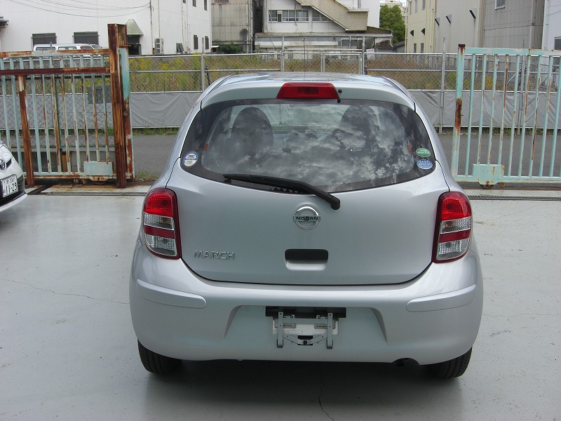 �j�b�T���@�}�[�`