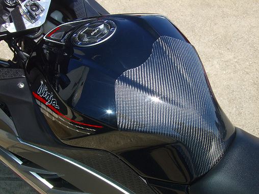 １３ １７ ｎｉｎｊａ ２５０ ｚ２５０ タンクプロテクター Tank Protector レース用バイクパーツの製造 販売 自動車板金 塗装 車検 Frpの事ならクレバーウルフ