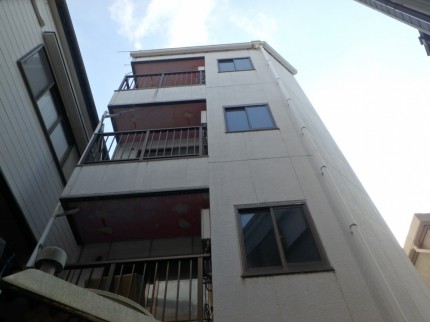 外壁(ALC壁材)の雨漏りについて
