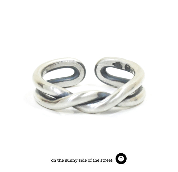 on the sunny side of the street 610-267 Silver Twist RingyNEW ITEMz