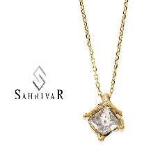 SAHRIVAR@sn58s14s/CLEAR Square Stone Necklace