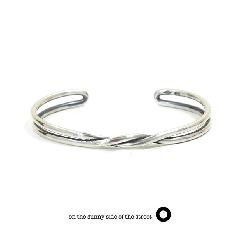 on the sunny side of the street 610-265 Silver Twist Bangle【NEW ITEM】