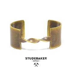 STUDEBAKER METALS EDITH CUFF BRASS