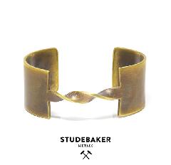 STUDEBAKER METALS EDITH CUFF BRASS