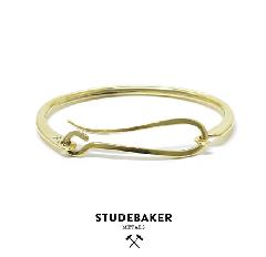 STUDEBAKER METALS HOOK CUFF BRASS/HI POLISH