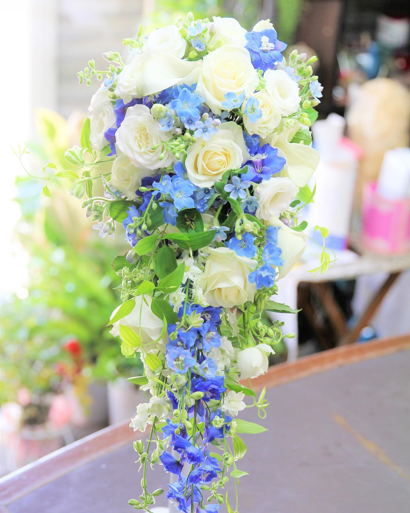 bridal bouquetQwhite&blue&green