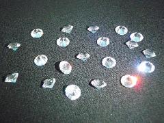 シャイニーダイヤモンド（S・0.6�pФ）20粒入り　クリスタル製