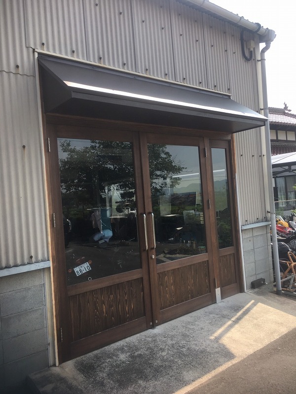 広島市店舗ドアバイクやさん完成！｜ドア製作修理 広島