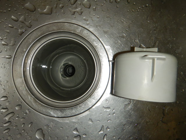 台所(シンク)の排水管洗浄
