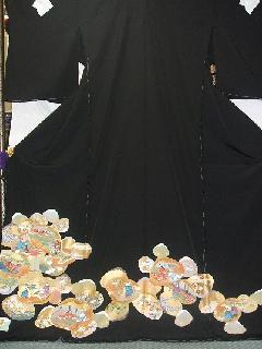 黒留袖本金貝合源氏絵巻模様