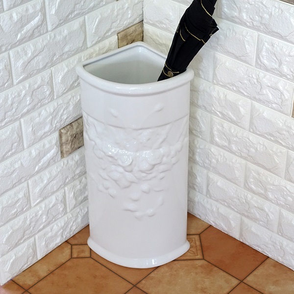 ポルトガル製、陶器の傘立て　コーナー傘立て7009A-W