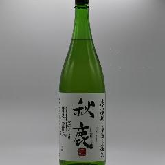 秋鹿　純米吟醸　無濾過　生原酒　1.8L