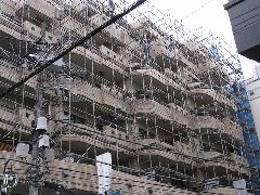竹ノ塚のマンション改修足場工事