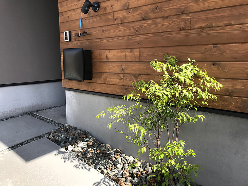 玄関アプローチ