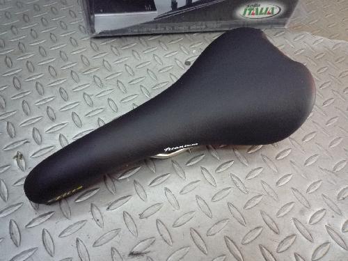 SELLE ITALIA(セライタリア) FLITE 1990 Ti BLK