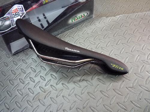 SELLE ITALIA(セライタリア) FLITE 1990 Ti BLK