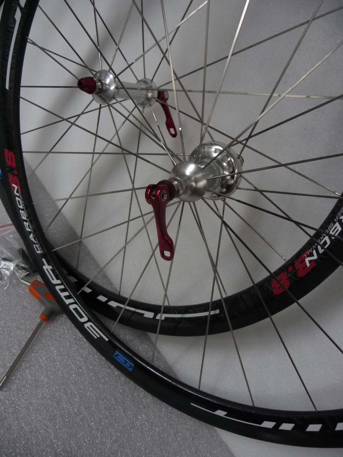 BOMA TH‐12C CARBON Tubula WHEEL SET / ボーマ TH