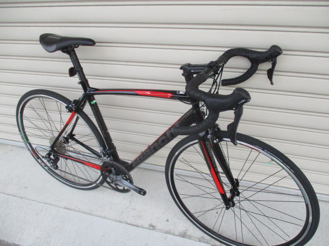 2020 BIANCHI VIA NIRONE 7 SHIMANO SORA COMPLETED BIKE 2020 BIANCHI VIA NIRONE 7 SHIMANO SORA COMPLETED BIKE