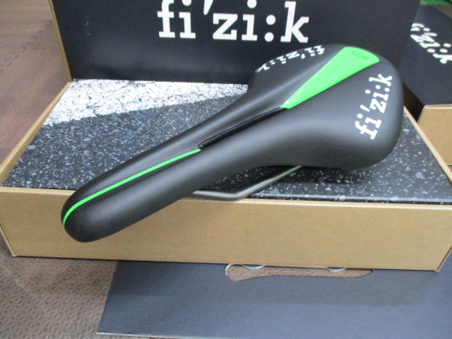 SELLE ROYAL FI'ZI:K Limited Color Edition ANTARES R3 OPEN kium