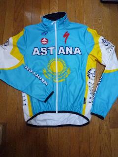 MOA sport プロチームレプリカ ウェアー ASTANA 【ウィンタージャケット】 /2010 モアスポーツ アスタナ レプリカ ウェアー (冬物 長袖 厚手 ジャケット) Lサイズ★ラスト1着 特価