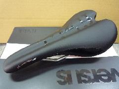2011 SELLE ROYAL FI’ZI:K ALIANTE VERSUS K:ium/2011 フィジーク アリアンテ ヴァーサス キウムレール