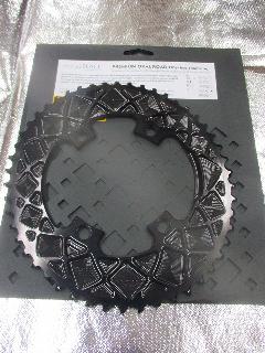 absolute BLACK PURMUM OVAL ROAD PCD 110 4Bolt/アブスリュート ブラック CNC オーバル アウターギア 【ブラックカラー】 50T