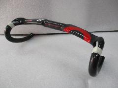 3T AERONOVA TEAM CARBON AERO BAR/3T エルゴ ノバ チーム カーボンエアロバー【ブラック・レッド】 特価中!入荷中!