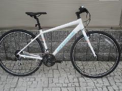 2018モデル Cannondale QUICK 7 【WHT=グロスホワイト&ブルー&オレンジリフレクトストライプ】/2018モデル キャノンデール クイック 7 特価販売中! MDサイズ即納在庫あり