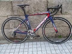 2018 MERIDA REACTO 4000/2018モデル メリダ リアクト 4000 カーボン105ミックス エアロロード完成車【ダーク ブルー/(バーレンメリダチームレプリカ)=EBC2】XSサイズ=47cm 即納在庫特価販売中!