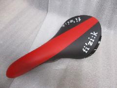 SELLE ROYAL FI'ZI:K Limited Color Edition ALIANT R3 kiumレール/セラロイヤル フィジーク アリアンテ R3 リミテッドカラーエディション キウムレール ( レギュラー) 【ブラック/レッド】特価販売中! 即納在庫あり!