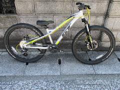 2020 GT STOMPER ACE 24/2020モデル GT ストンパー エース 24インチ ジュニアMTB 【シルバー】特価! ★ラスト1台 即納在庫あり!