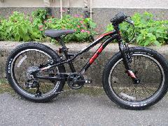 2021 GT STOMPER PRIME 20 /2021モデル GT ストンパー プライム 20インチ ジュニアMTB 特価中!【ブラック】即納在庫あり