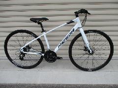 2021 MERIDA CROSS WAY 200-MD/2021モデル メリダ クロスウェイ 200−MD 入荷! 【パールホワイト(ブラック)=EW40】46cm 即納在庫あり