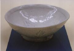 白釉菖蒲絵鉢