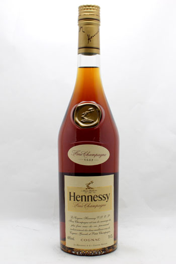 ヘネシーVSOP 700ml 正規品 Liquorshop Select(リカーショップセレクト）※未成年者への酒類販売は致しません