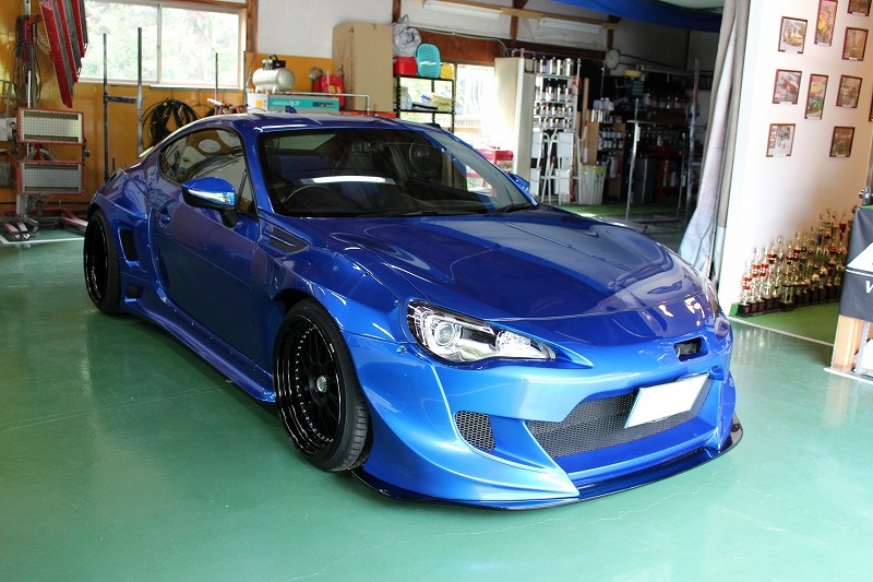 Gallery スバル Brz ワイドボディキット マフラー ホイール 各種パーツ塗装 大阪府和泉市の株式会社 ピアレス