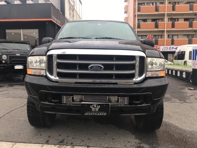 フォード Ｆ－２５０ スーパーデューティ ＬＡＲＩＡＴ 新車並行