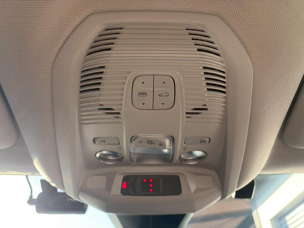 �V�g���G�� C5�G�A�N���XSUV