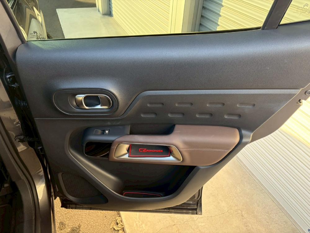 �V�g���G�� C5�G�A�N���XSUV