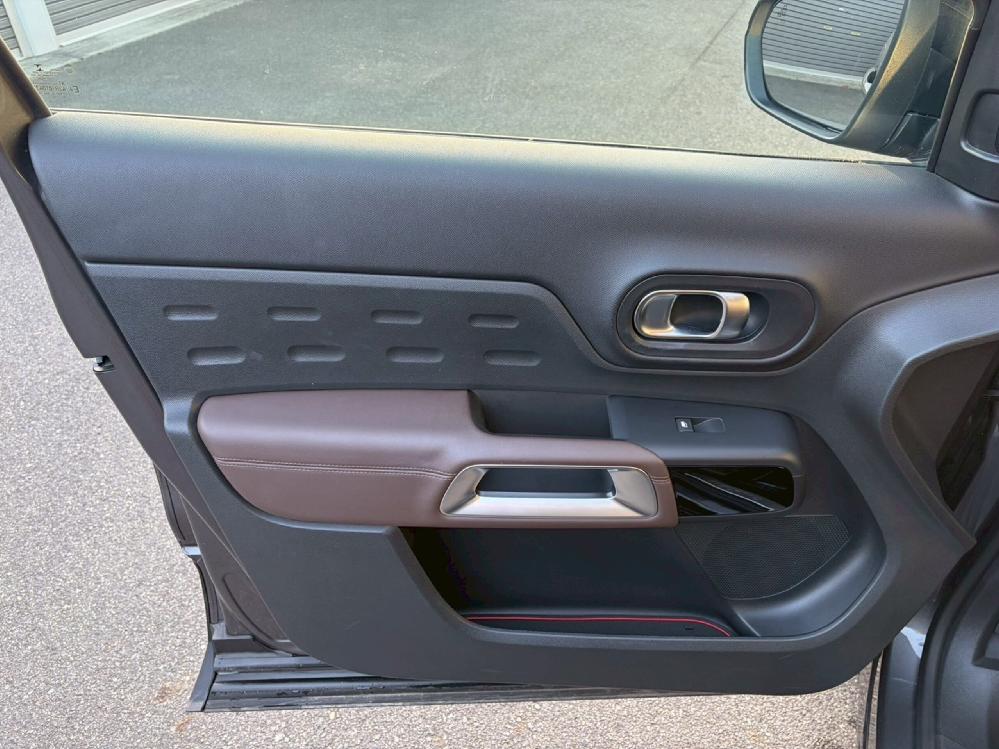 �V�g���G�� C5�G�A�N���XSUV