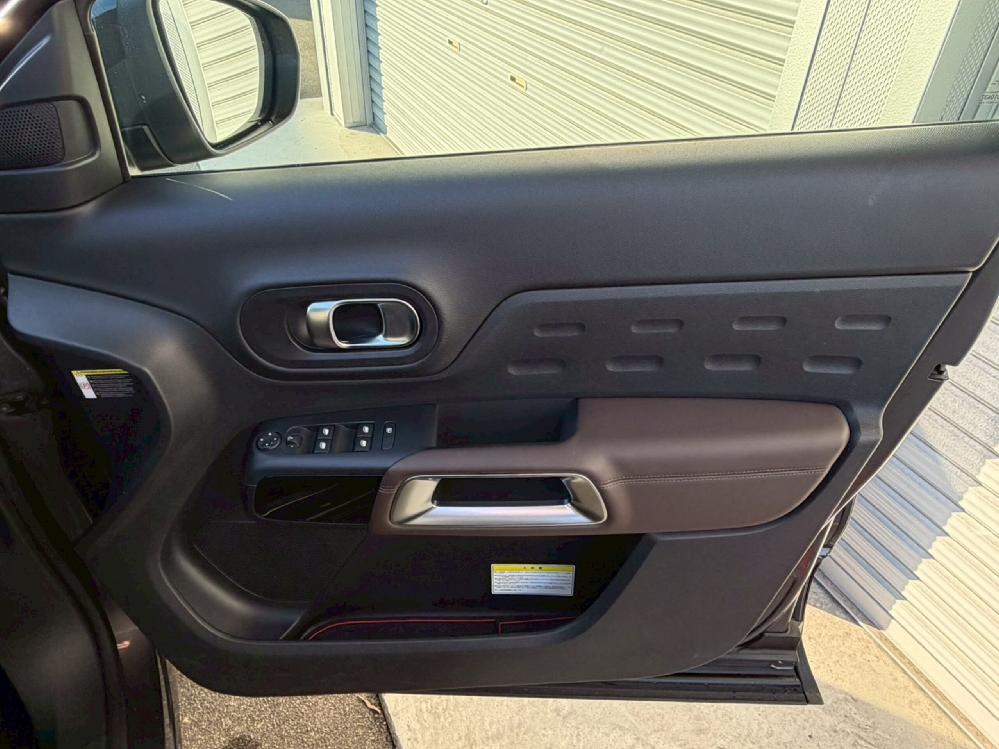 �V�g���G�� C5�G�A�N���XSUV