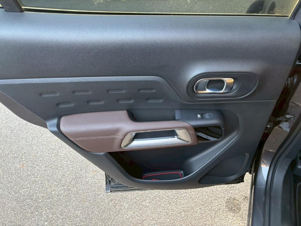 �V�g���G�� C5�G�A�N���XSUV