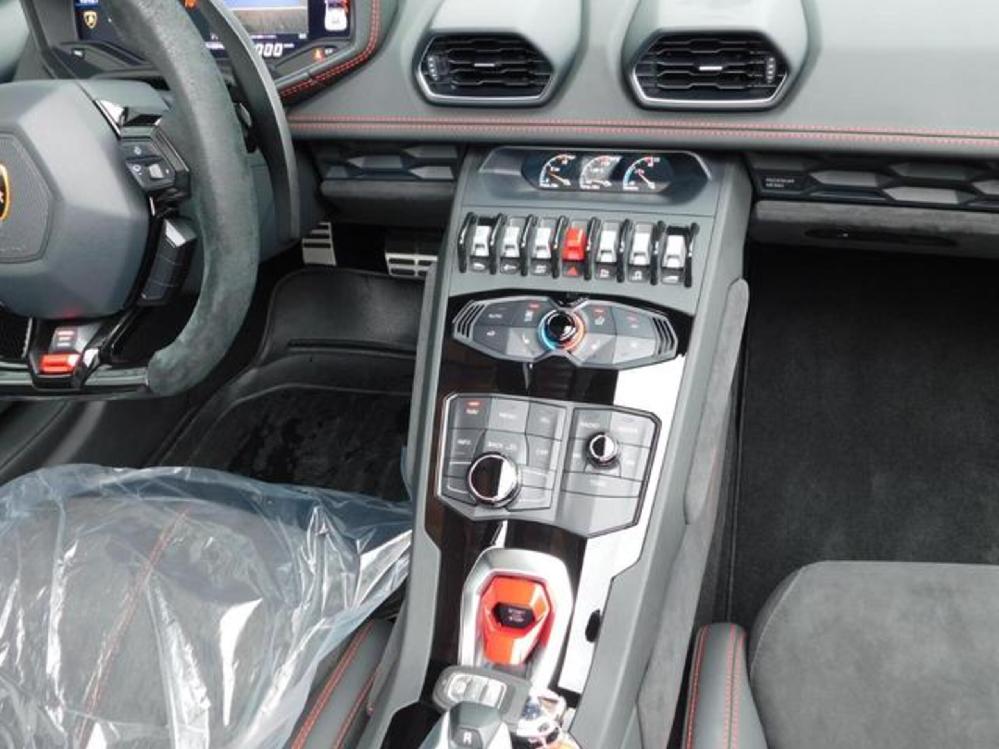 �����{���M�[�j �E���J���X�p�C�_�[