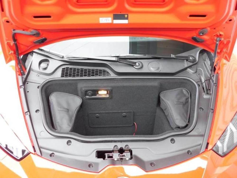 �����{���M�[�j �E���J���X�p�C�_�[