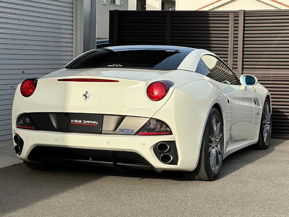 �t�F���[�� �J���t�H���j�A