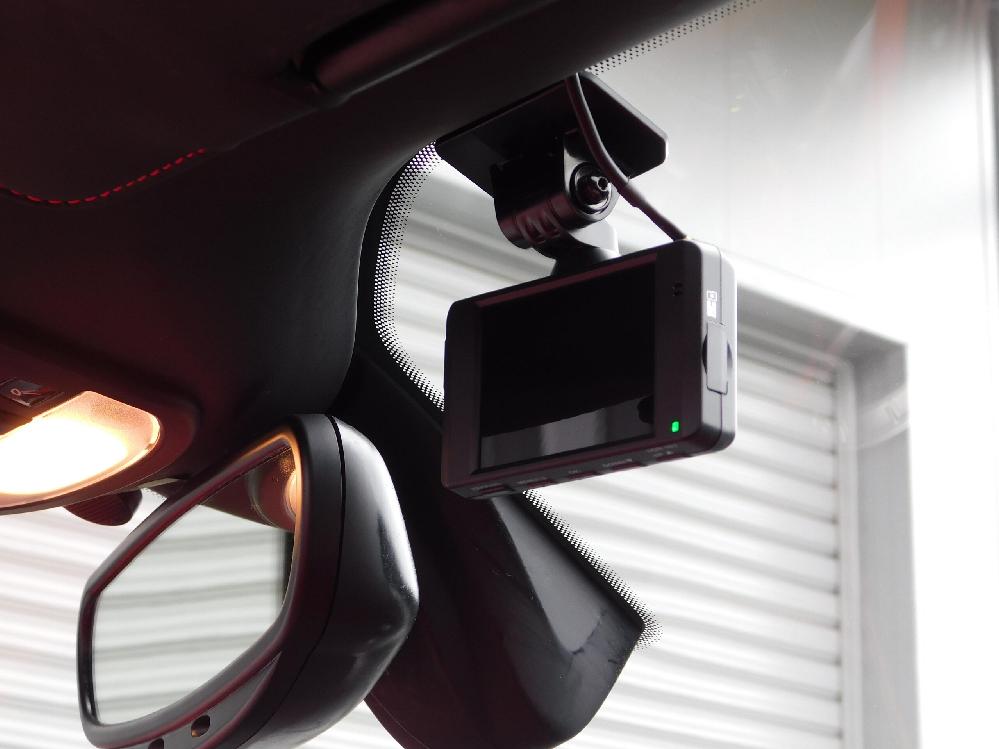 �t�F���[�� �J���t�H���j�A