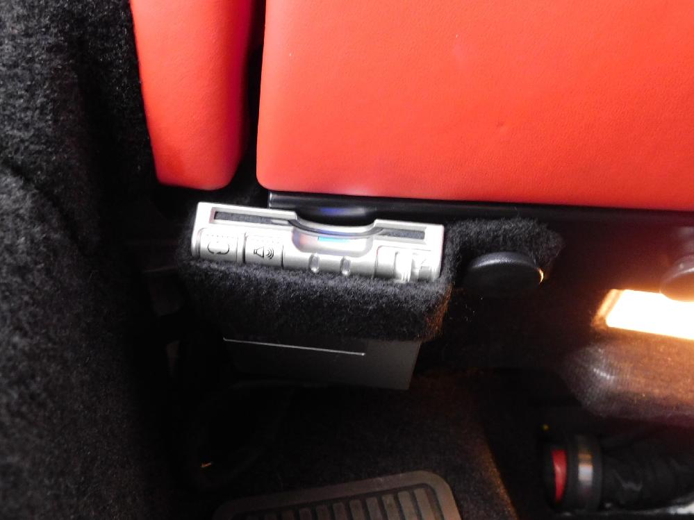 �t�F���[�� �J���t�H���j�A