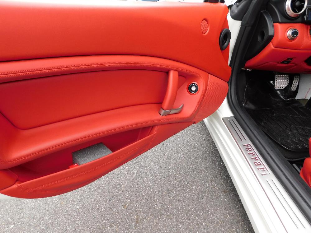 �t�F���[�� �J���t�H���j�A