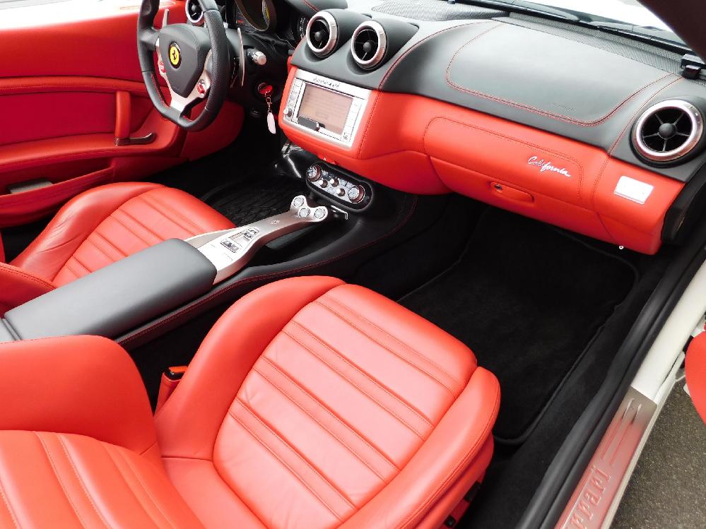 �t�F���[�� �J���t�H���j�A